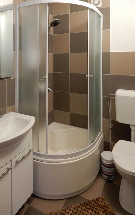 טרוגיר Apartments Infinitas מראה חיצוני תמונה